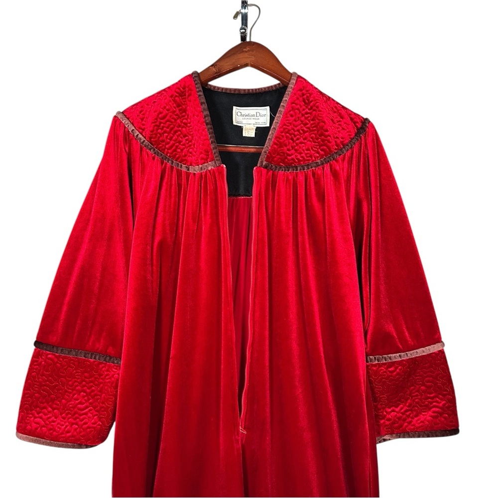 CHRISTIAN DIOR LOUNGE WEAR Vintage Satin Smocked Longline Quilted Housecoat - Picture 7 of 15